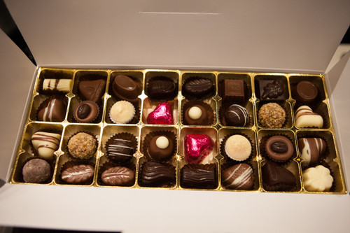 White gift box - 32 chocolates with cerise hearts $62.50 White gift box - 32 chocolates with cerise hearts $62.50
