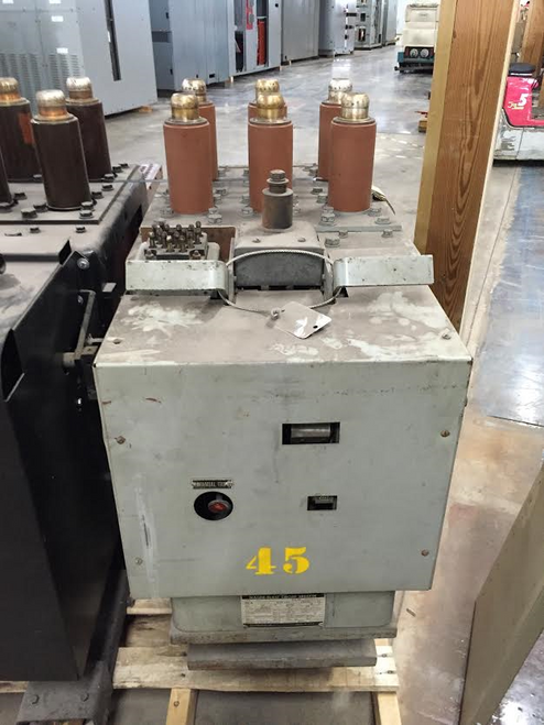 AM-4.16-250-4 GE Magne-Blast 2000A 4.76KV Air Circuit Breaker AM-4.16-250-4 GE Magne-Blast 2000A 4.76KV Air Circuit Breaker
