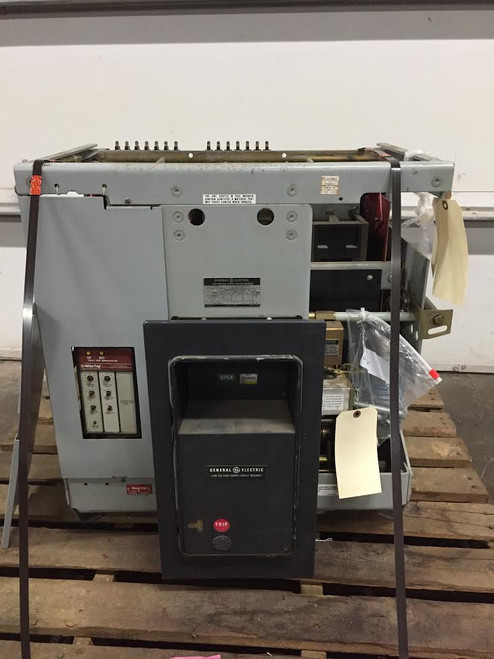 AKR-6D-75 Westinghouse 3200A EO/DO LS Air Circuit Breaker (Parts Breaker) AKR-6D-75 Westinghouse 3200A EO/DO LS Air Circuit Breaker (Parts Breaker)