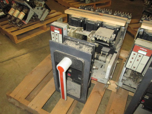 AKR-6D-50 GE 1600A MO/DO LSI Air Circuit Breaker AKR-6D-50 GE 1600A MO/DO LSI Air Circuit Breaker