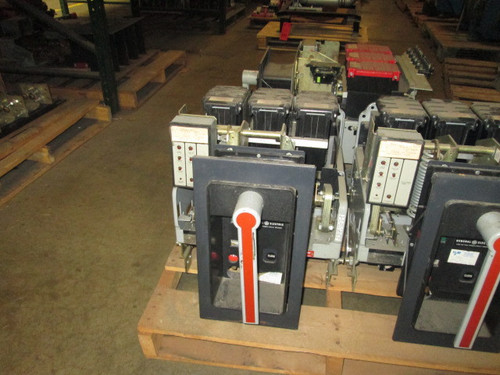 AKR-6D-50 GE 1600A MO/DO 1200A Sensor LSI Air Circuit Breaker AKR-6D-50 GE 1600A MO/DO 1200A Sensor LSI Air Circuit Breaker