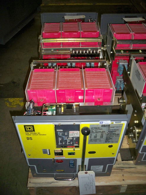 DS-416 Square D 1600A MO/DO 1000A Cont. Current LSIG Air Circuit Breaker DS-416 Square D 1600A MO/DO 1000A Cont. Current LSIG Air Circuit Breaker
