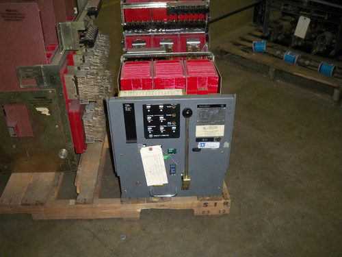 DS-416 Westinghouse 1600A MO/DO 600A Cont. Current LSIG Air Circuit Breaker DS-416 Westinghouse 1600A MO/DO 600A Cont. Current LSIG Air Circuit Breaker