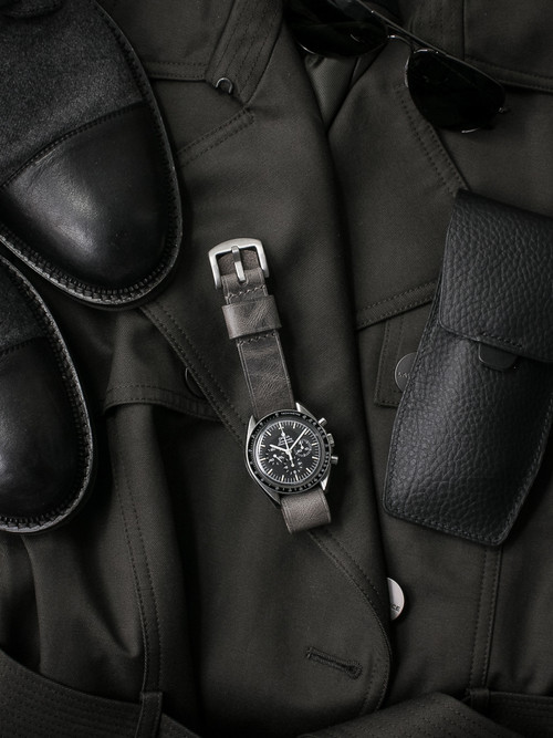 "Berliner" Vintage Ghost Grey Leather NATO Watch Strap