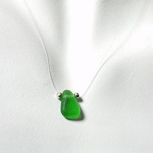 Green Single-Glass Illusion Necklace