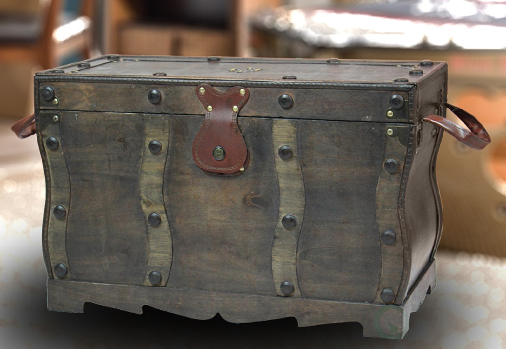 Antique Style Distressed Wooden Pirate Treasure Chest - Vintiquewise