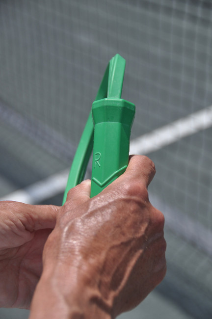 3 Quick Drills For A Comfortable Serve Grip