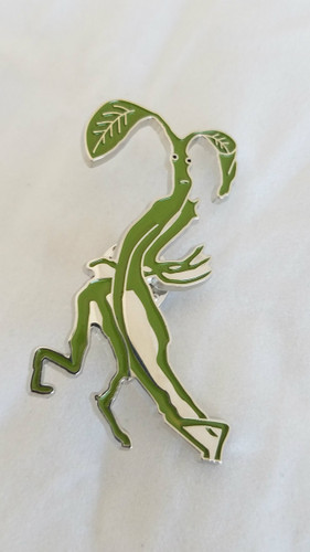 Bowtruckle Enamel Pin