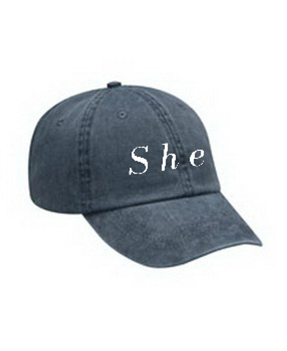 She hat
