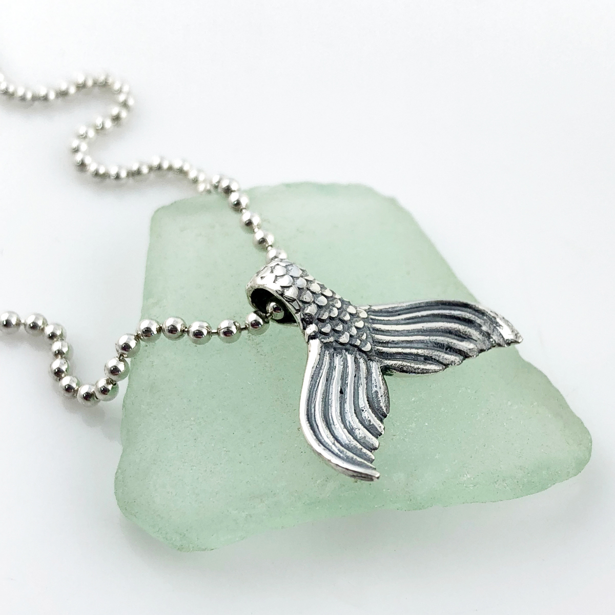Mermaid Tail Simple Charm Necklace