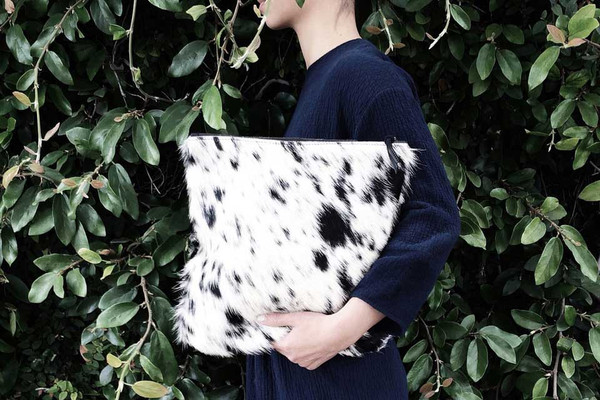 Salt + Pepper Oversized Clutch Salt + Pepper Oversized Clutch