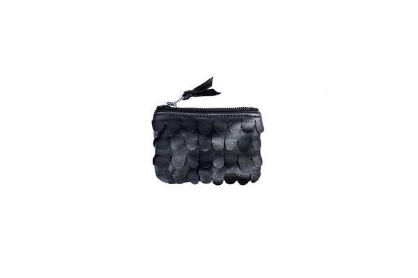 Scallop Small Pouch Scallop Small Pouch