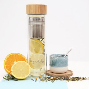 Organics for Lily - Large 500ml Herbal Tea Bottle, shown with lid Organics for Lily - Large 500ml Herbal Tea Bottle, shown with lid