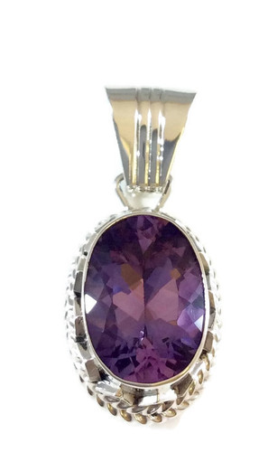 Oval Amethyst Stone
.925 Sterling Silver
Artist: Jimson Belin
Navajo Tribe Native American Jewelry