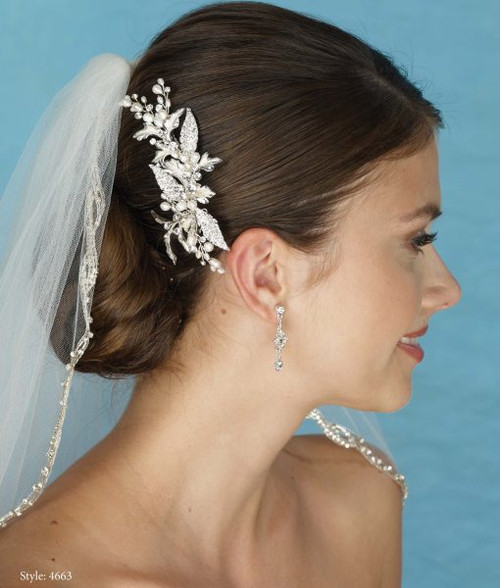 Marionat Bridal 4663 Pearl and Rhinestone Clip- Le Crystal Collection Marionat Bridal 4663 Pearl and Rhinestone Clip- Le Crystal Collection