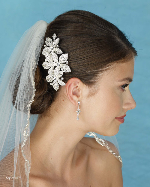Marionat Bridal 4674 Rhinestone Flower Comb - Le Crystal Collection Marionat Bridal 4674 Rhinestone Flower Comb - Le Crystal Collection