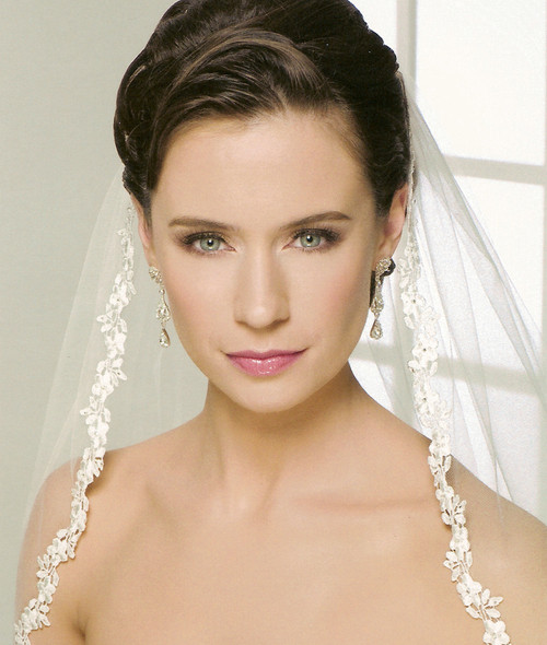 Bel Aire Bridal Wedding Veil V7117F- Fingertip Veil Bel Aire Bridal Wedding Veil V7117F- Fingertip Veil