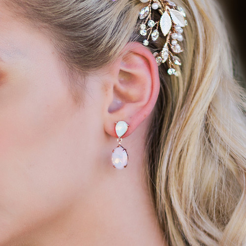 En Vogue Bridal Style E1961 - Rhinestone Earrings En Vogue Bridal Style E1961 - Rhinestone Earrings