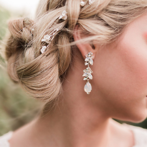 En Vogue Bridal Style E1960 - Rhinestone Earrings En Vogue Bridal Style E1960 - Rhinestone Earrings