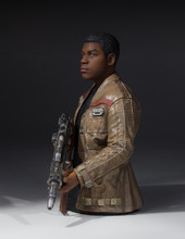 Finn Mini Bust Thumbnail 2