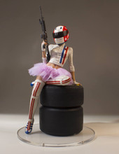 Honey Trap Junior Statue