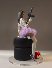 Honey Trap Junior Statue