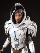 Michael Burnham in Starfleet Long-haul Space Suit Star Trek: Discovery Collector’s Gallery Statue