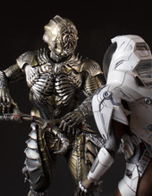 Klingon Torchbearer Collector's Gallery Statue