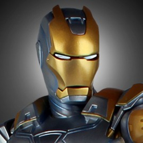 Metropolis Iron-Man Armor Variant Statue Thumbnail