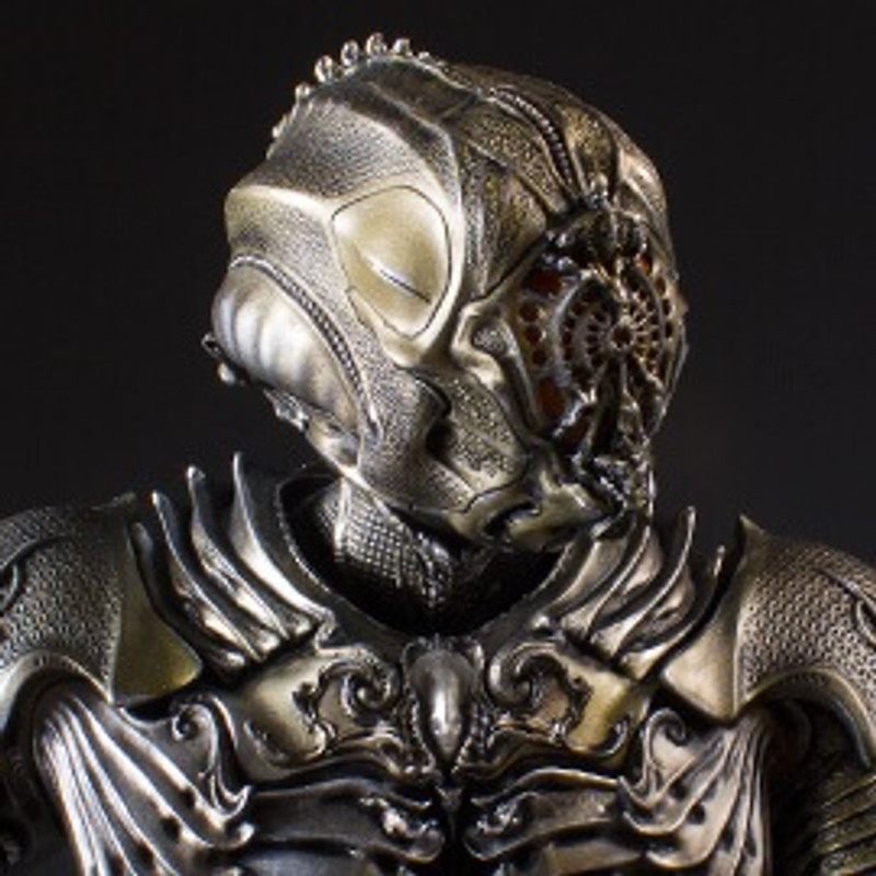 Two to Beam Down With Gentle Giant Ltd's new Star Trek: Discovery Collector's Gallery Statues