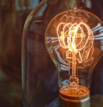 Edison Bulb - Nostalgic Loop Filament Edison Bulb - Nostalgic Loop Filament
