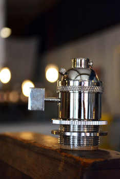 Polished Nickel Uno Socket Polished Nickel Uno Socket