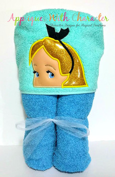 Alyce Peeker Applique Design Alyce Peeker Applique Design