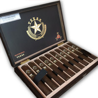 Montecristo Connoisseur Edition Texas Titan Cigars - Natural Box of 10 Montecristo Connoisseur Edition Texas Titan Cigars - Natural Box of 10