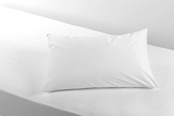 Basic Waterproof Pillow Protector Basic Waterproof Pillow Protector
