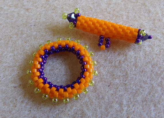 Beaded Peyote Toggle Tutorial Off the Beaded Path