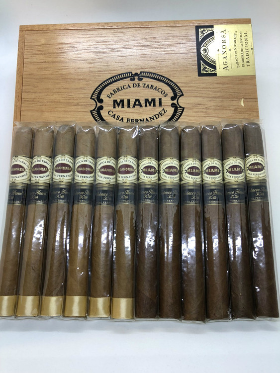30th Anniversary Cigar - Casa Fernandez 6 pack of Connecticut and 6 pack of Corojo