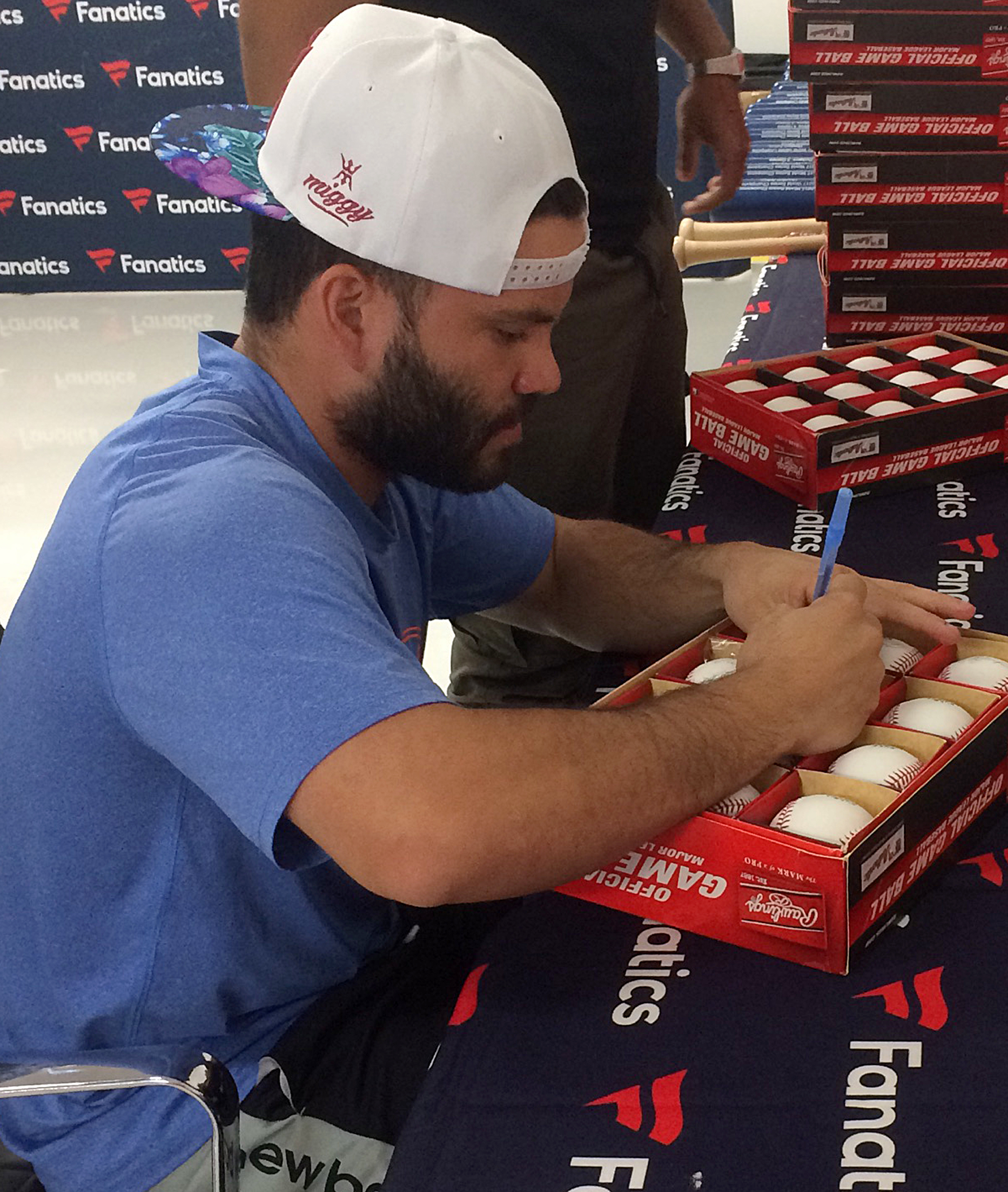 jose-altuve.jpg jose altuve