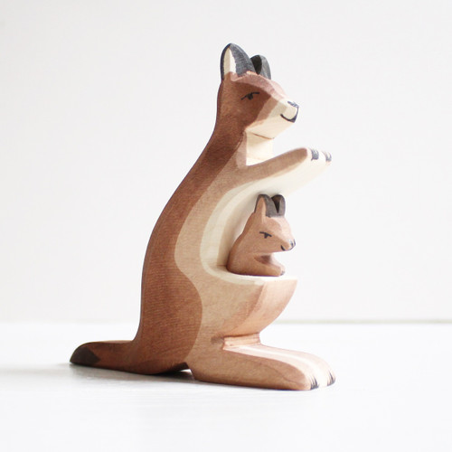 Ostheimer Kangaroo and baby