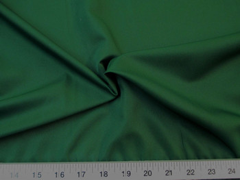 Discount Fabric Challis Apparel Top Weight Emerald Green Soft and Flowing 23CH Discount Fabric Challis Apparel Top Weight Emerald Green Soft and Flowing 23CH