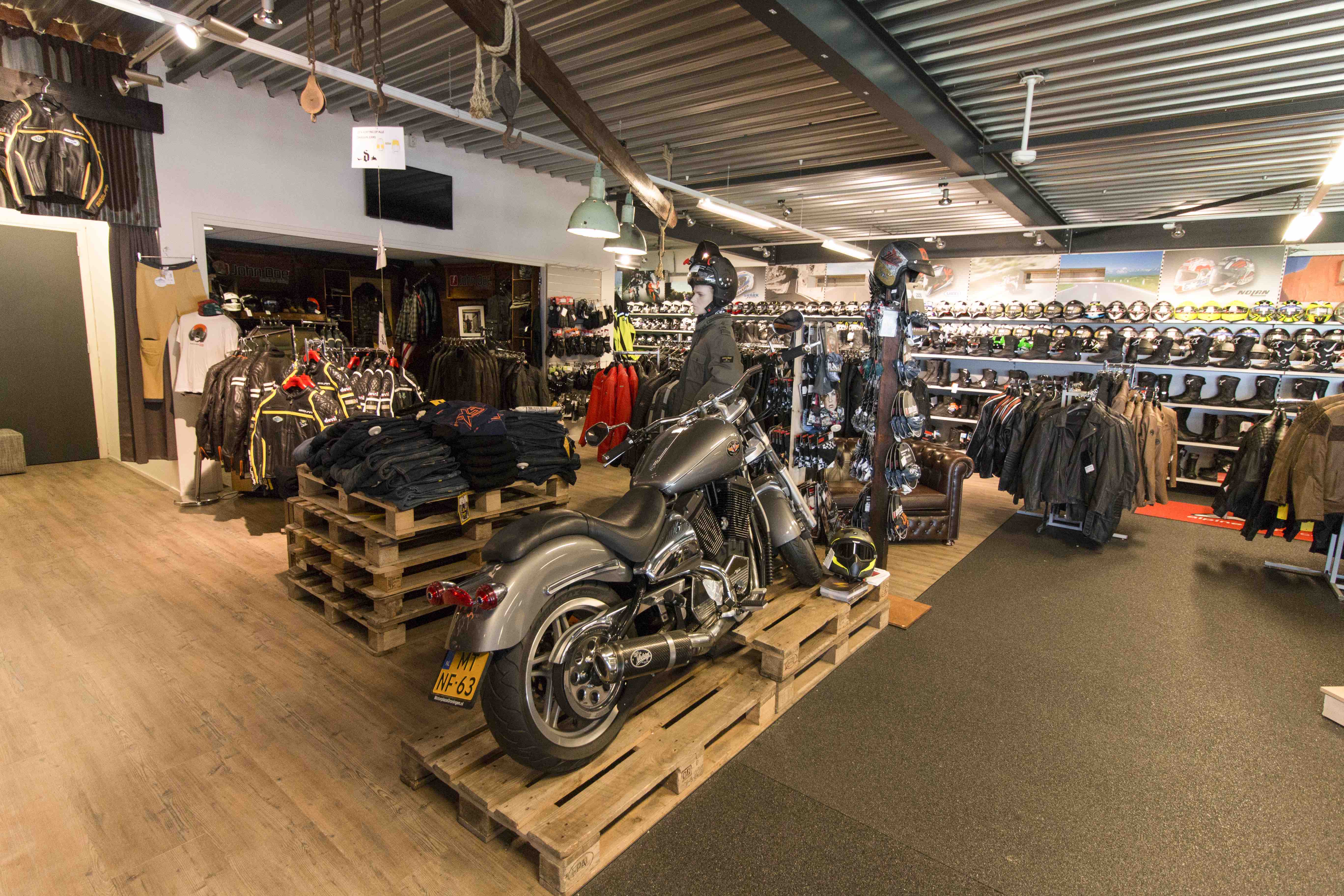 winkel-boven-4-1-.jpg winkel-boven-4-1-.jpg