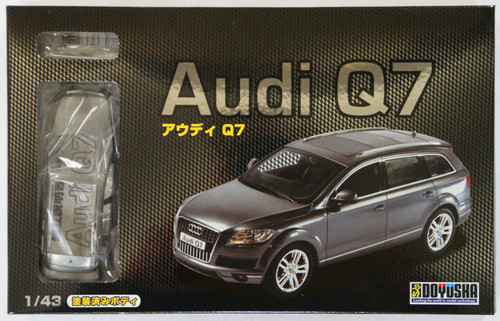 Doyusha 002346 Audi Q7 1/43 Scale plastic model Kit