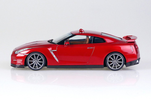Aoshima 52167 Nissan R35 GT-R (Abunai Deka) DVD & Blu-ray Launch Package 1/24 Scale Kit