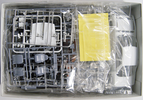 Aoshima 52105 The Model Car 13 Nissan Silvia PS13 '91 1/24 Scale Kit