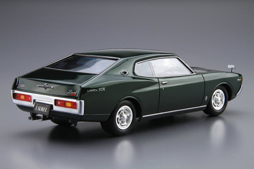 Aoshima 52112 The Model Car 14 Nissan KHC130 Laurel HT2000SGX '75 1/24 Scale Kit