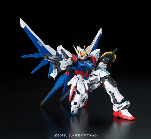 Bandai RG-23 Gundam GAT-X105B/FP Build Strike Gundam Full Package 1/144 Scale Kit