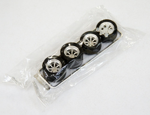 Fujimi TW52 Racing Wheel & Slick Tire Wheel & Tire Set 15 inch 1/24 Scale Kit
