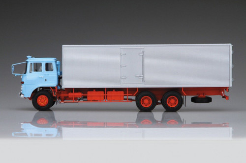 Aoshima 52044 Mitsubishi Huso T951N 1/32 scale kit
