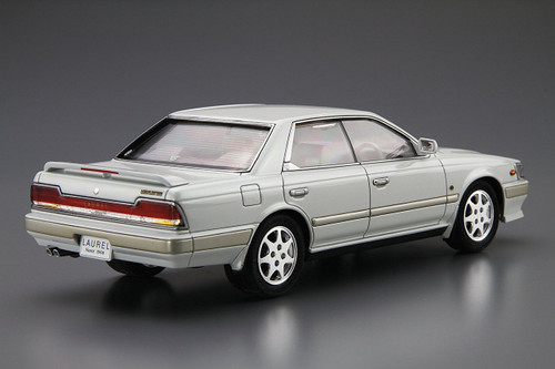 Aoshima 52341 The Model Car 28 Nissan HC33 Laurel Medalist CLUB L '91 1/24 scale