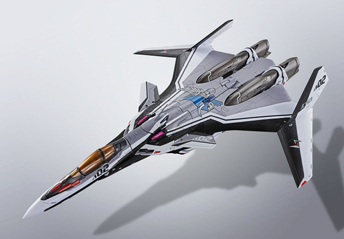 Bandai 129226 DX Chogokin Macross Delta VF-31F SIEGFRIED (Messer Ihlefeld Custom) Diecast Figure